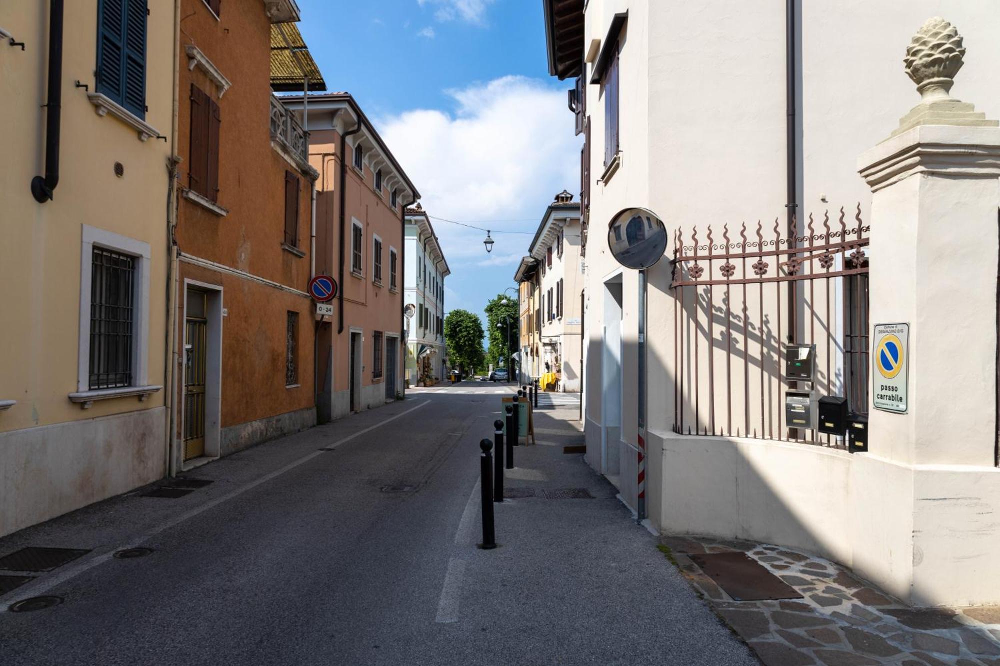 Haus Martina Leilighet Desenzano del Garda Eksteriør bilde